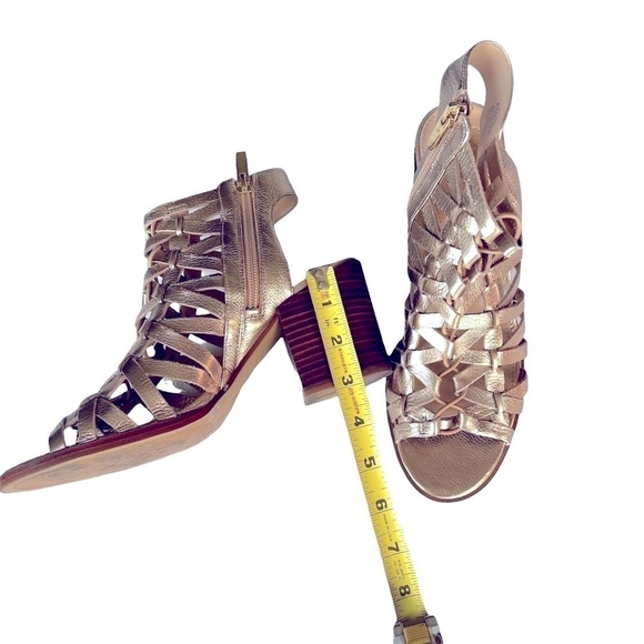 Vince Camuto Vivian Gold Leather Heeled Gladiator Sandals Size 8.5 - Picture 6 of 6